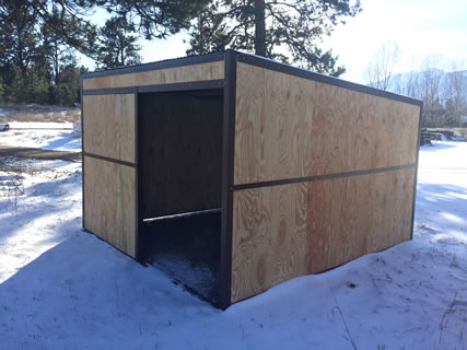 12x12 horse shed with door jam in opening