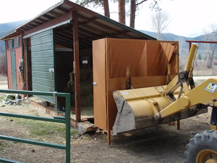automatic horse feeder